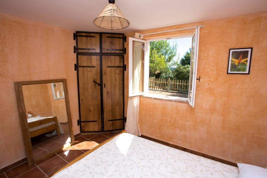 L'Arbre A Soleil Villa Aigues-Vives  Exterior photo