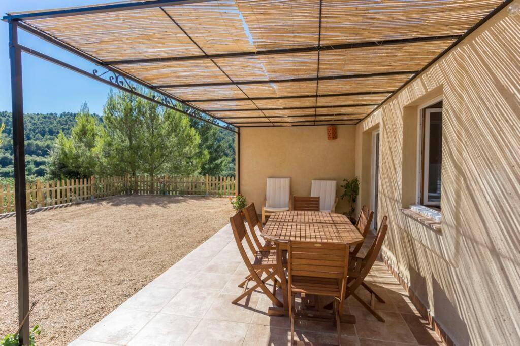 L'Arbre A Soleil Villa Aigues-Vives  Exterior photo